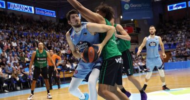 El Breogán empieza a lo grande y tumba al campeón de la Supercopa El Breogán empieza a lo grande y tumba al campeón de la Supercopa